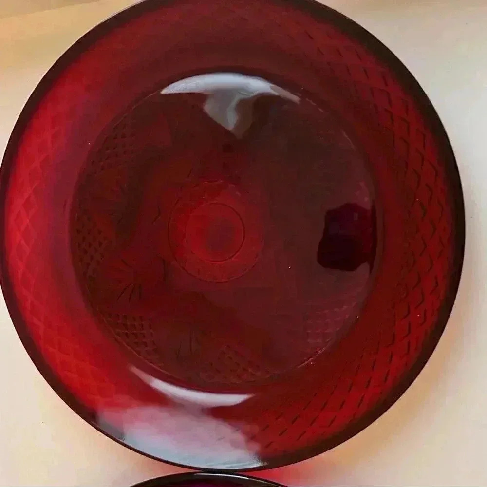 Cristal D’Arques Durand Antique Ruby Dinner Plates (2) - Picture 5 of 6